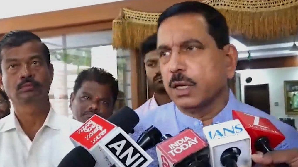 'What Happened In Bangladesh Cannot Happen In India': Pralhad Joshi Slams 'Regime Change' Calls | VIDEO